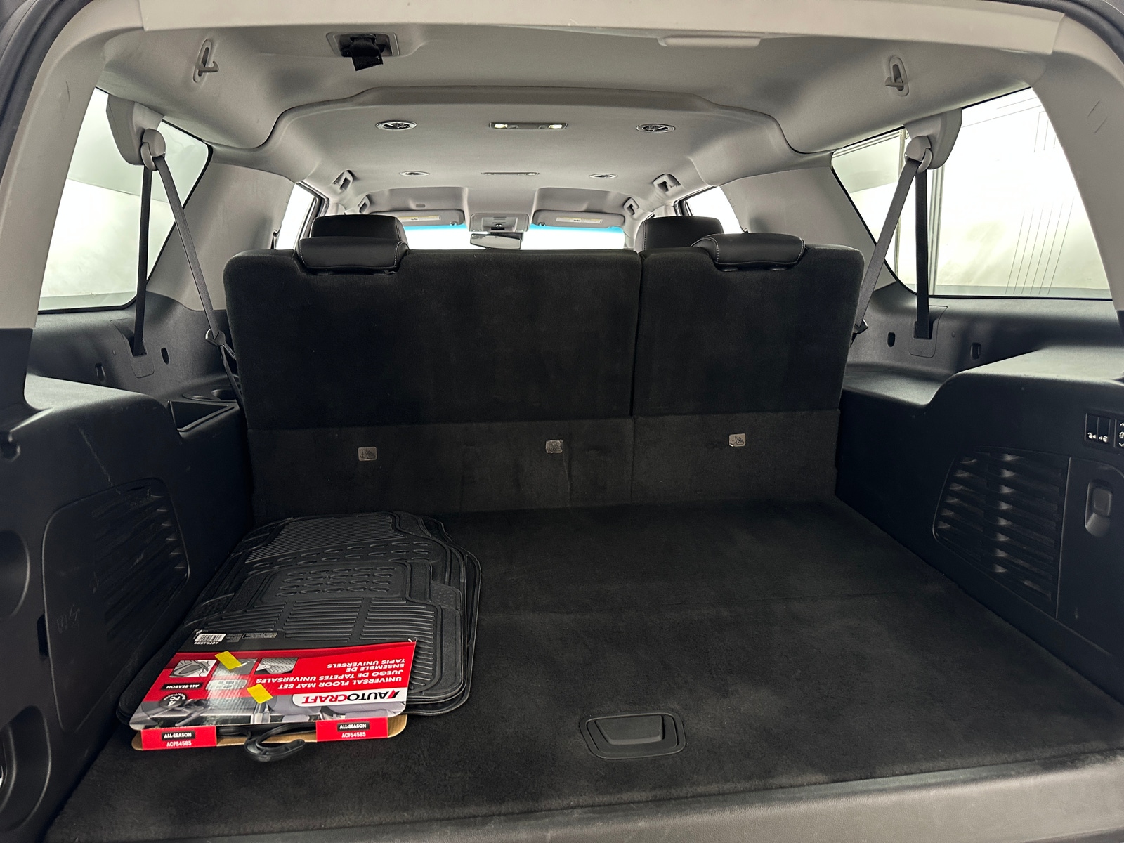 Thumbnail: 2019 Chevrolet Suburban - 6