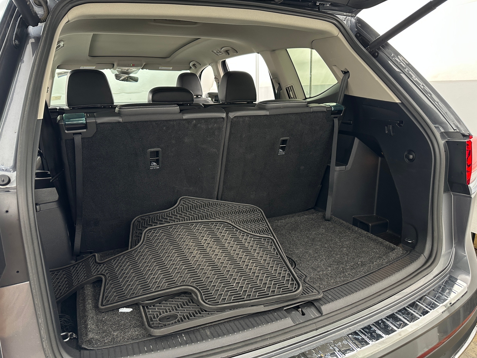 Thumbnail: 2023 Volkswagen Atlas - 6