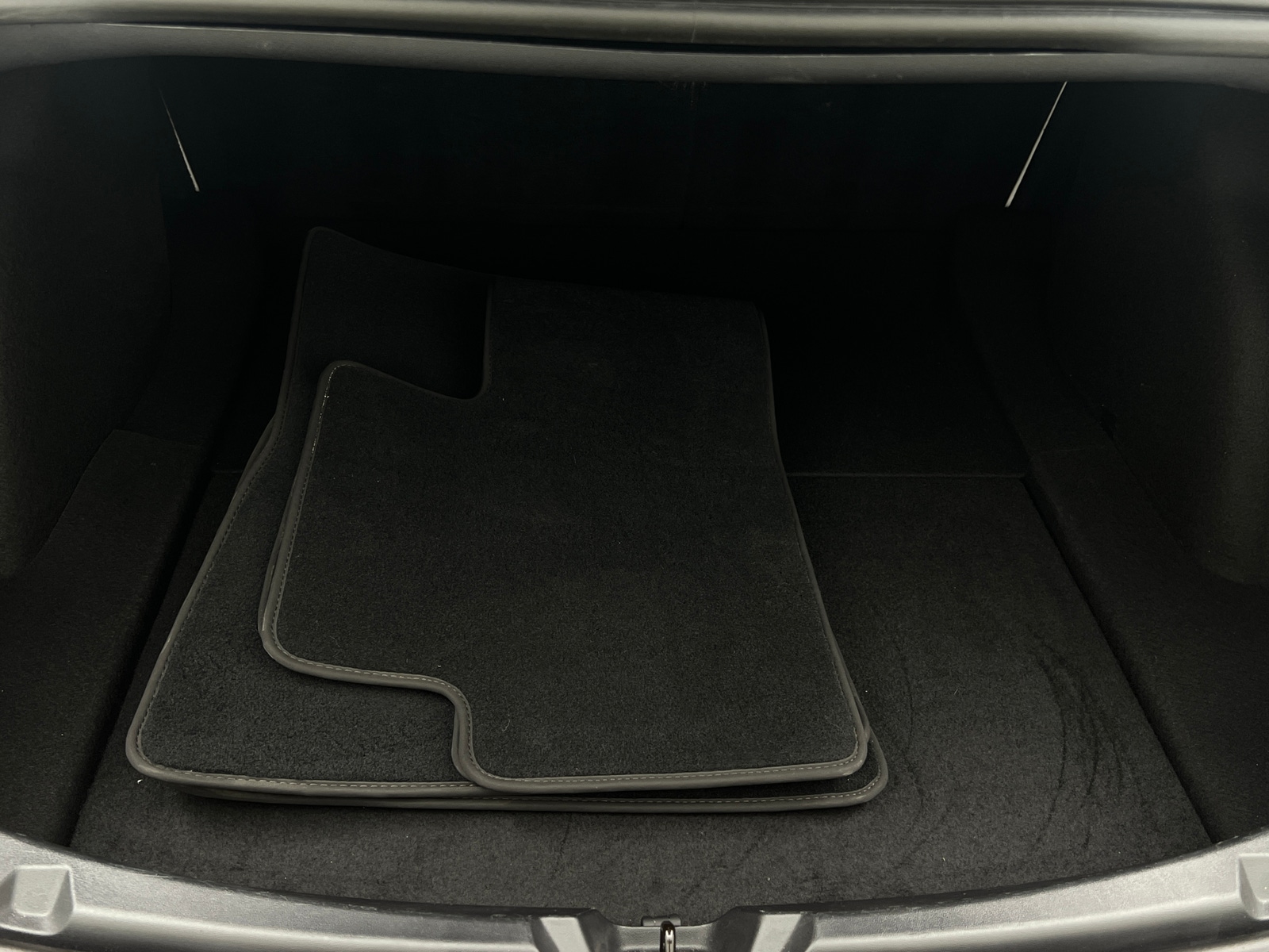 Thumbnail: 2022 Tesla Model 3 - 6