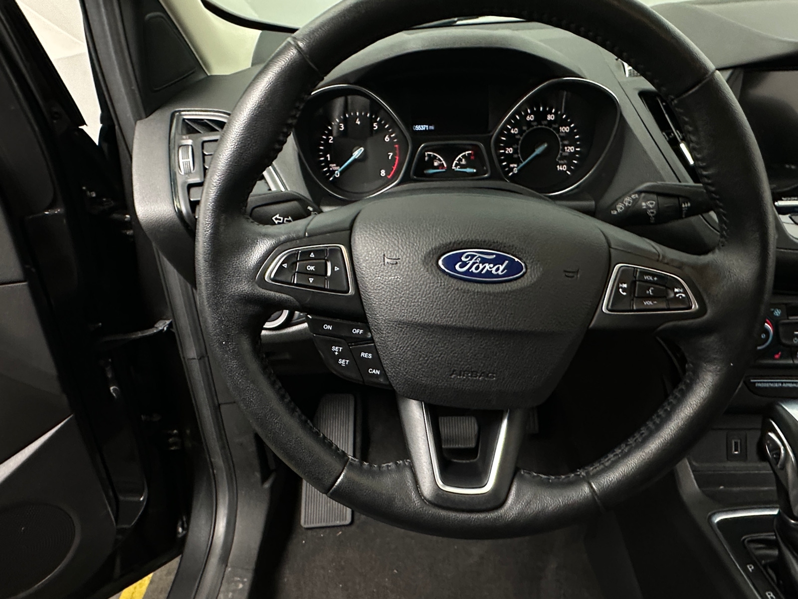 Thumbnail: 2019 Ford Escape - 4