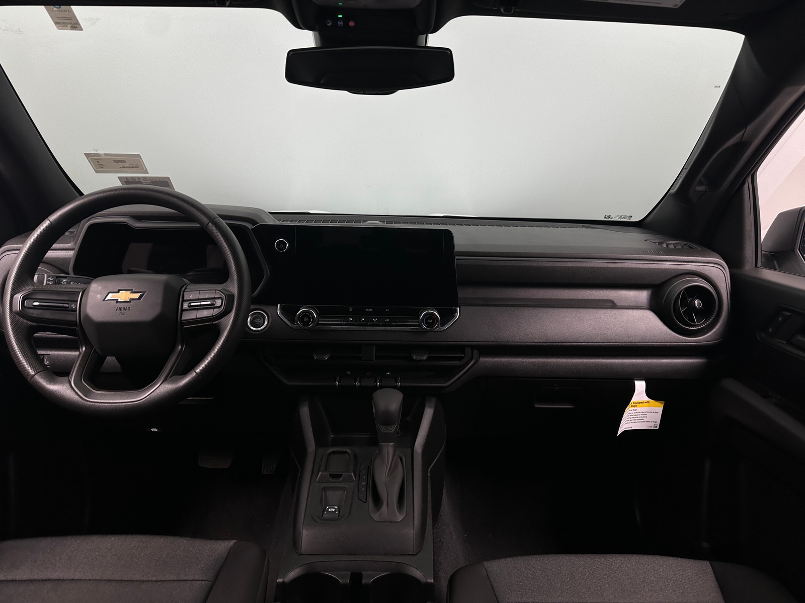 Thumbnail: 2024 Chevrolet Colorado - 3