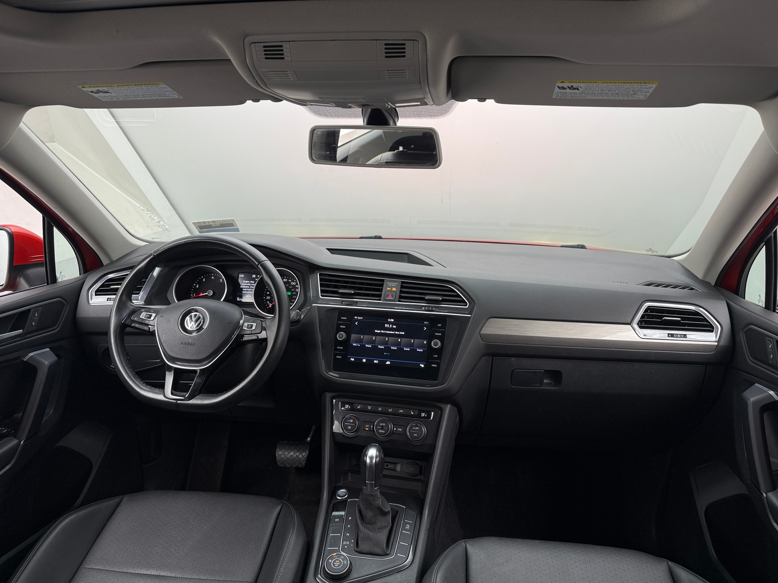 Thumbnail: 2019 Volkswagen Tiguan - 2