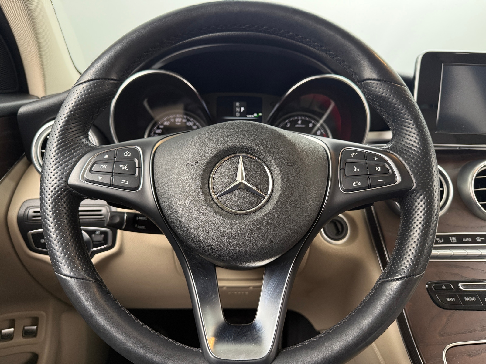 Thumbnail: 2019 Mercedes-Benz GLC - 4