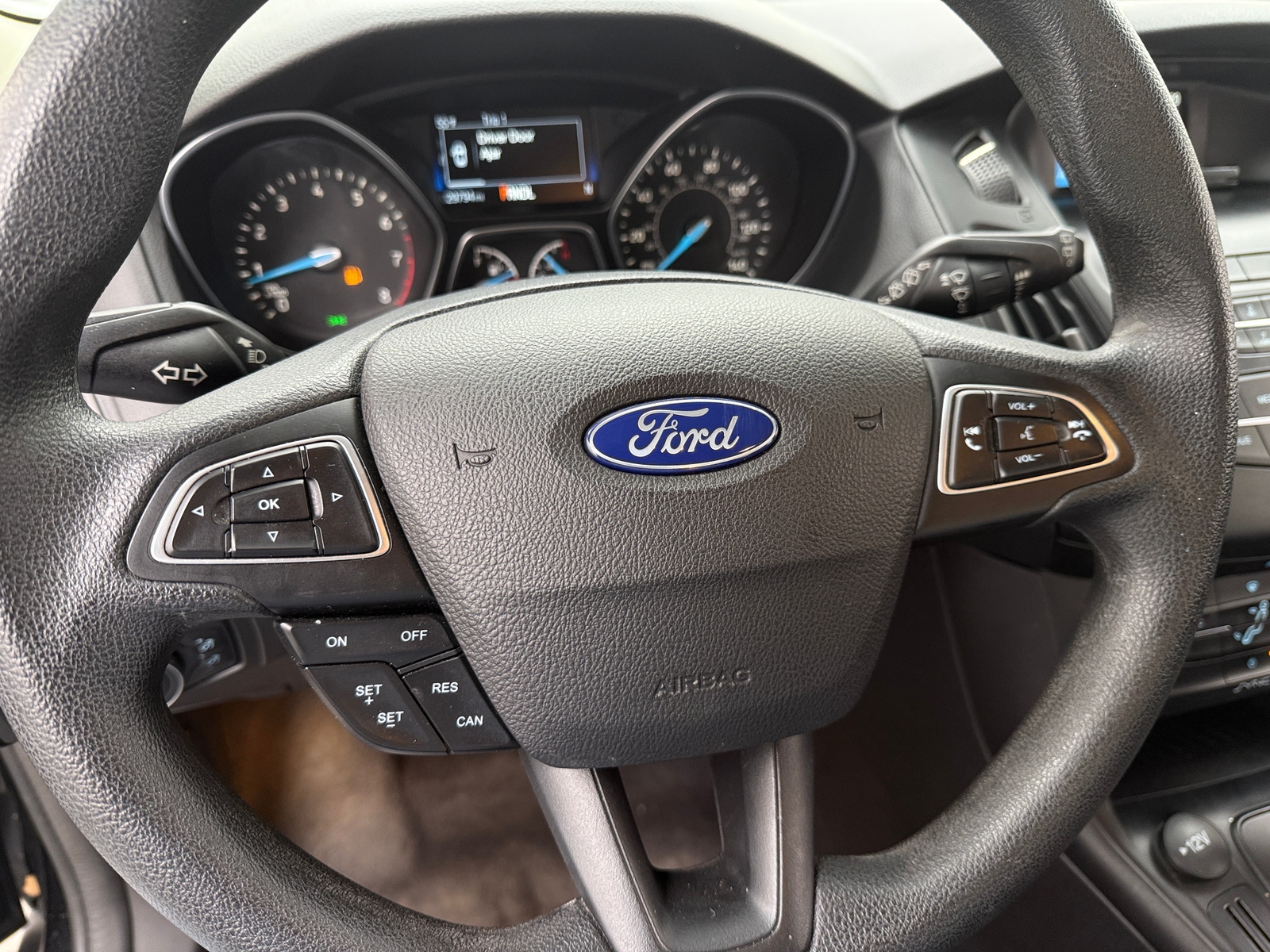 Thumbnail: 2018 Ford Focus - 5