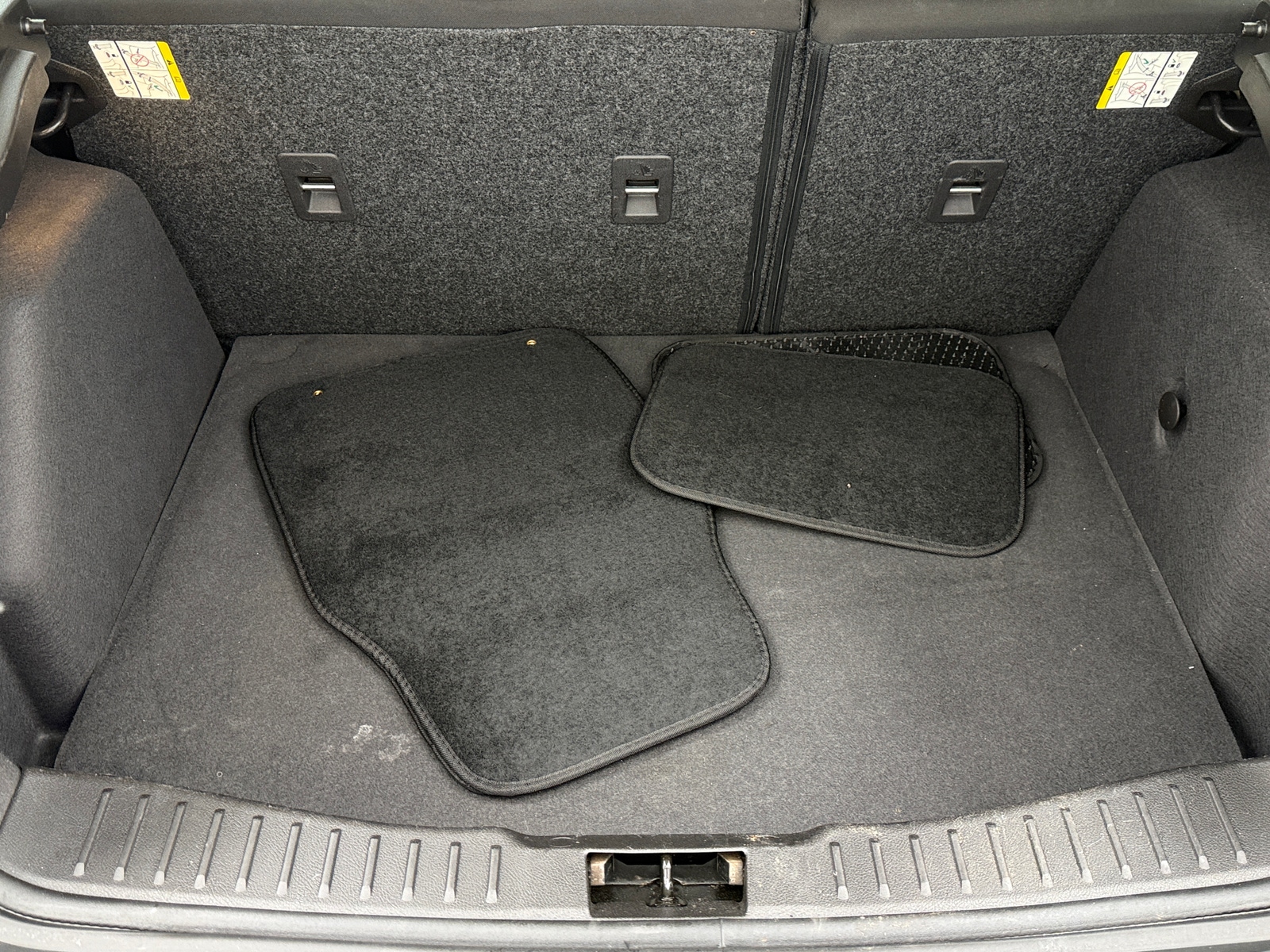 Thumbnail: 2018 Ford Focus - 7