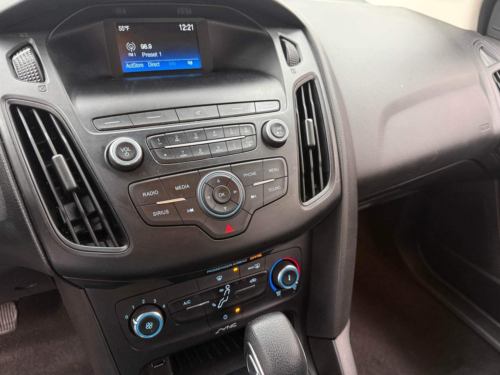 Thumbnail: 2018 Ford Focus - 4