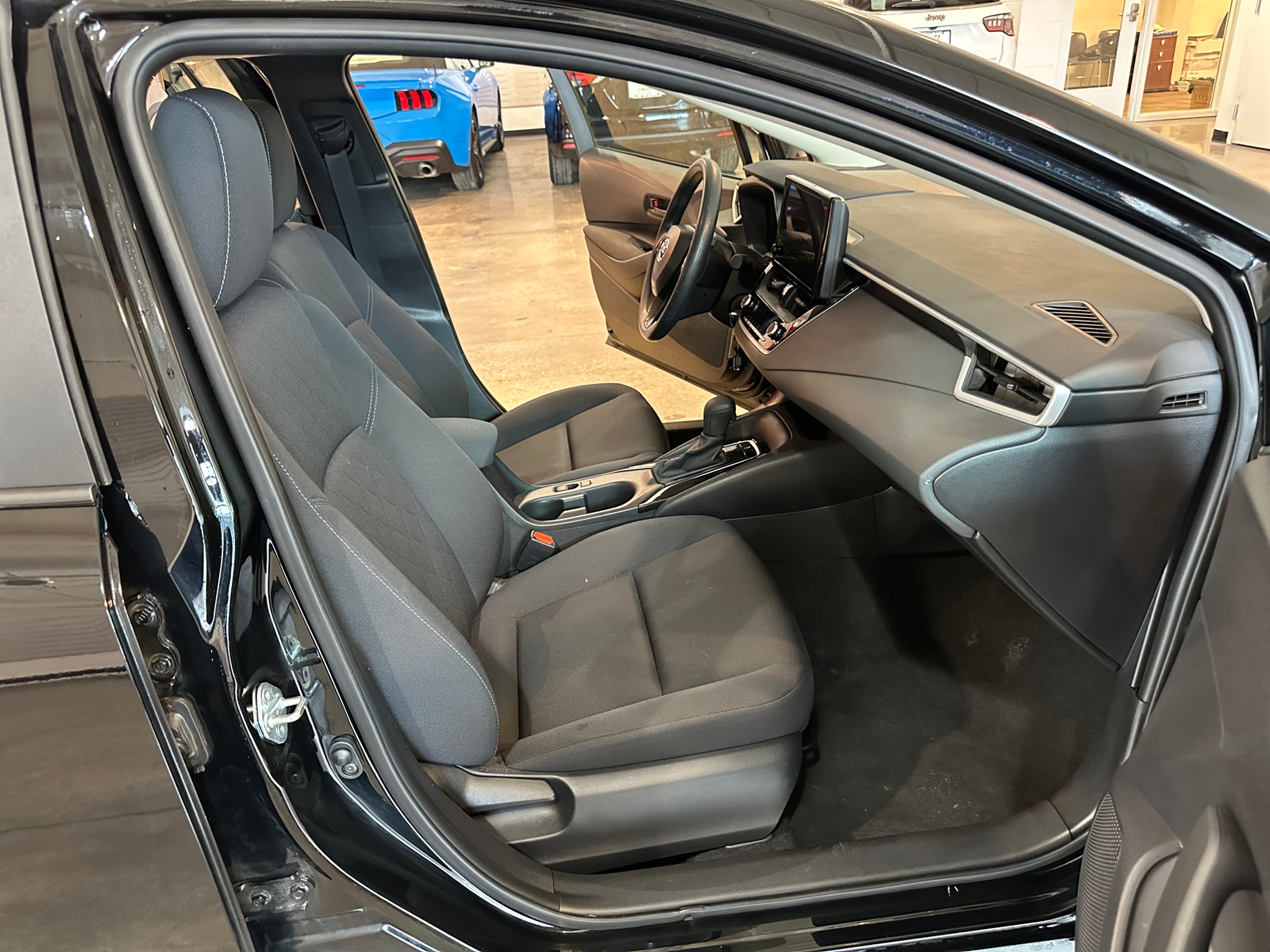 Thumbnail: 2025 Toyota Corolla - 2