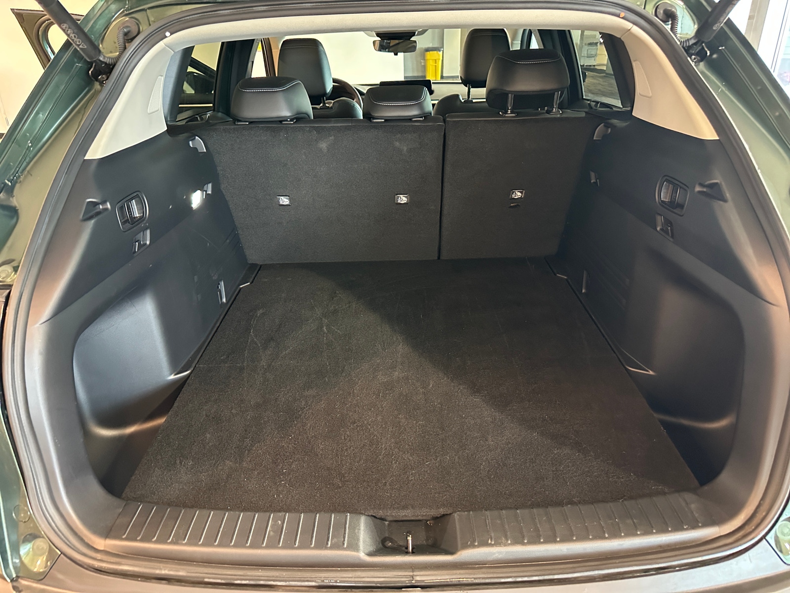 Thumbnail: 2025 Mazda CX-50 - 5