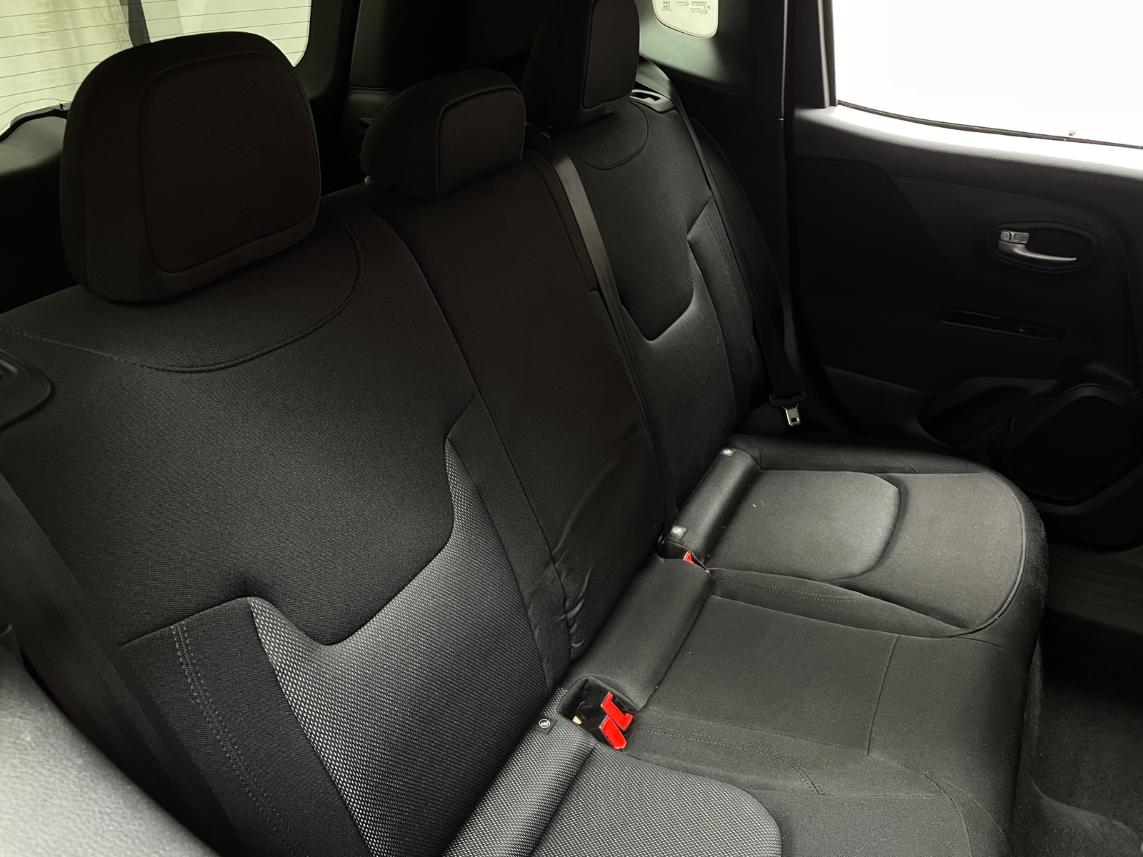 Thumbnail: 2020 Jeep Renegade - 6