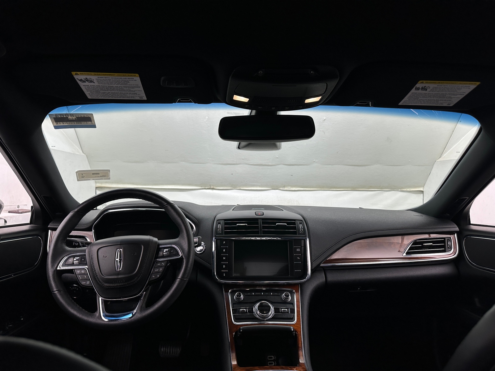 Thumbnail: 2020 Lincoln Continental - 2