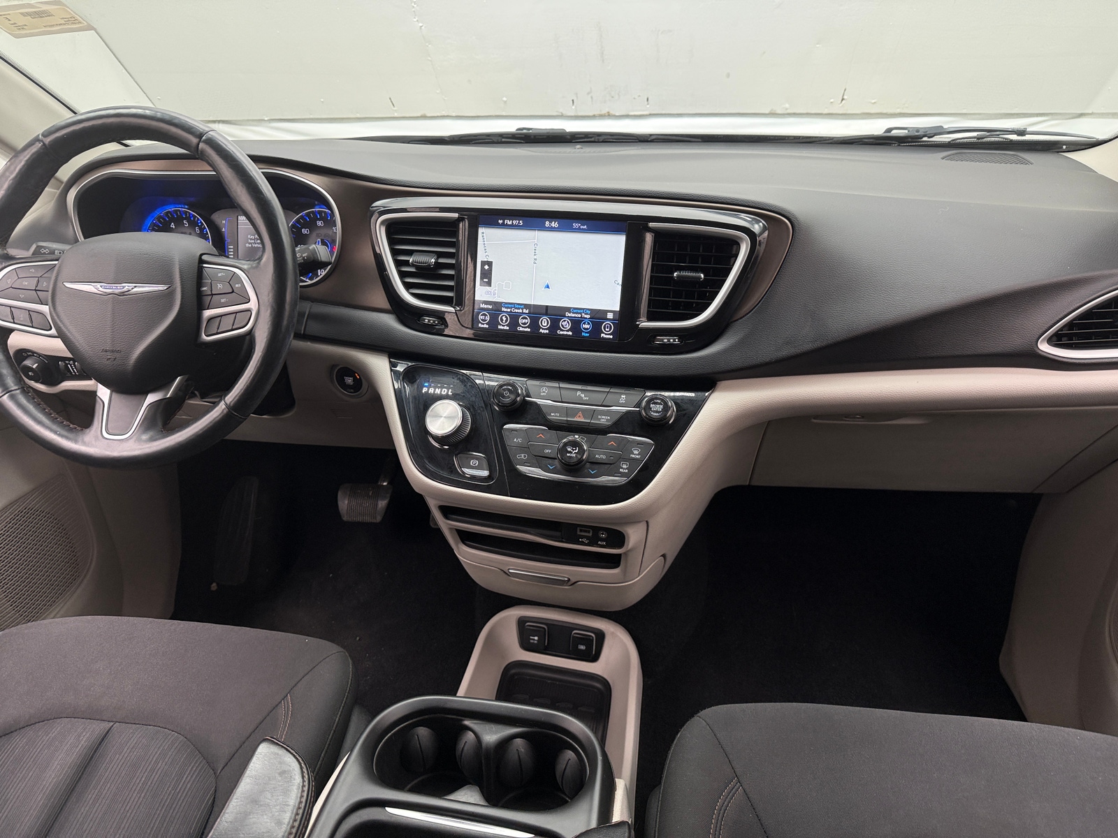 Thumbnail: 2019 Chrysler Pacifica - 3