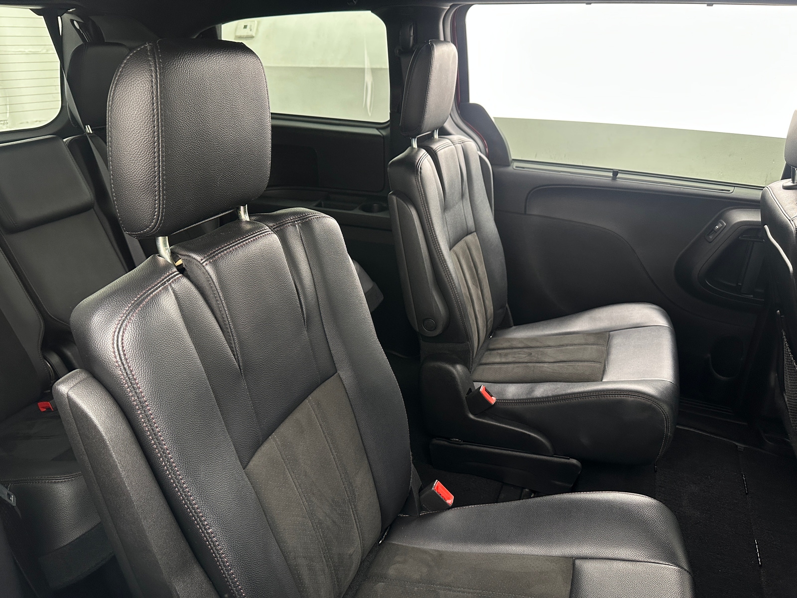 Thumbnail: 2019 Dodge Grand Caravan - 5