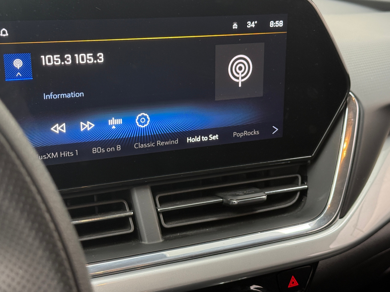 Thumbnail: 2025 Chevrolet Trax - 4