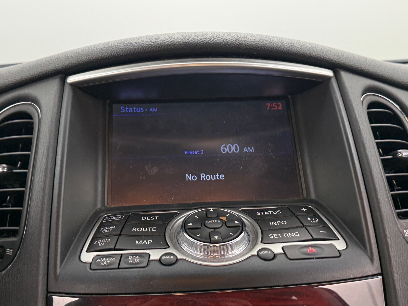 Thumbnail: 2017 INFINITI QX50 - 3