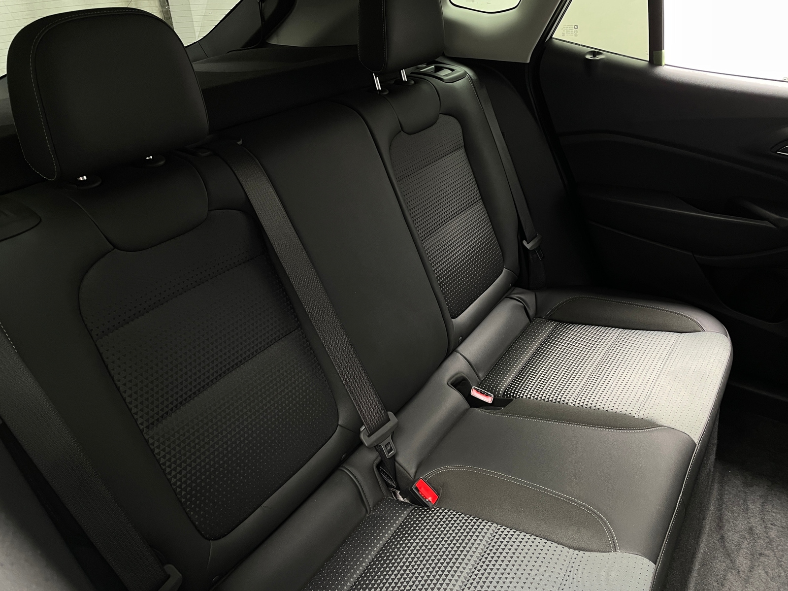 Thumbnail: 2025 Chevrolet Trax - 6