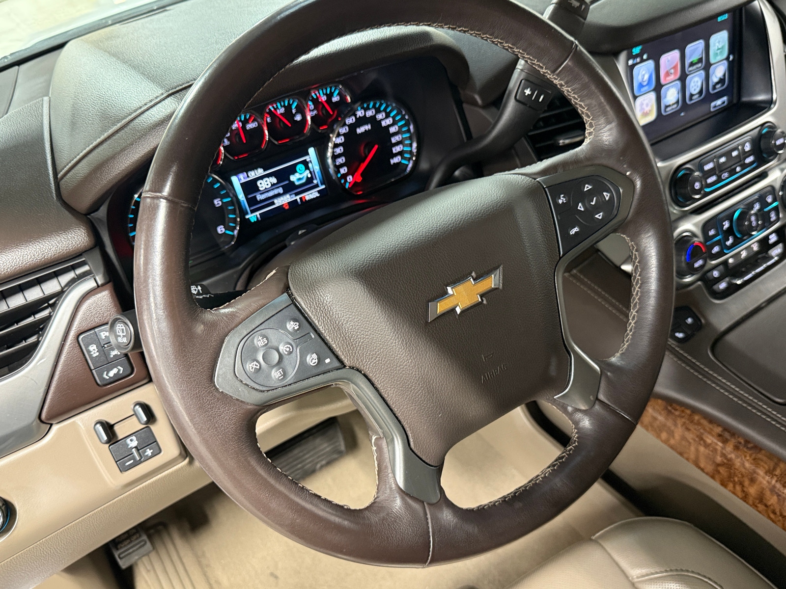 Thumbnail: 2020 Chevrolet Suburban - 4