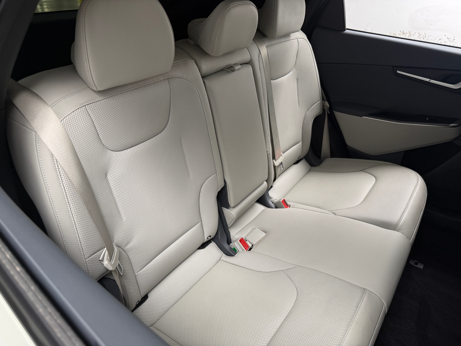 Thumbnail: 2022 Kia EV6 - 5