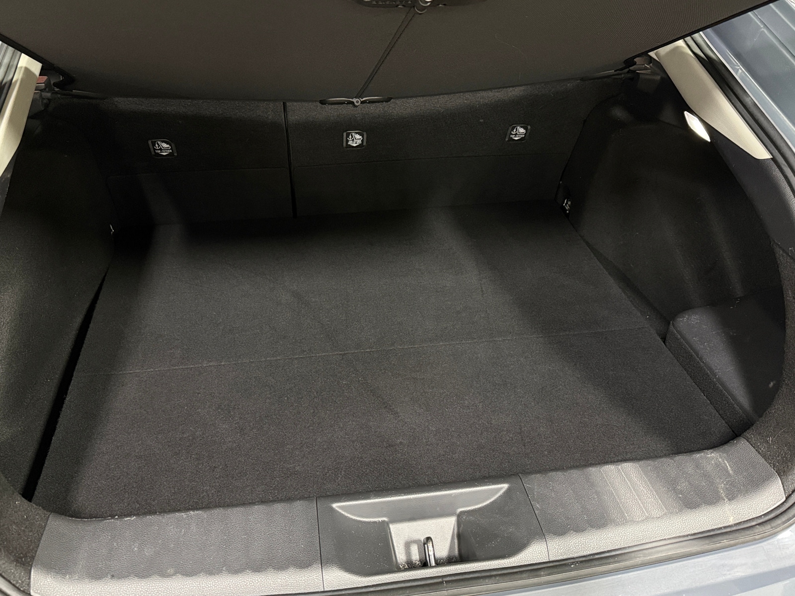 Thumbnail: 2024 Toyota Prius - 6