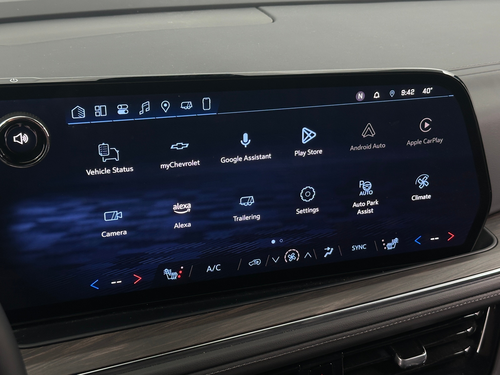 Thumbnail: 2025 Chevrolet Tahoe - 3