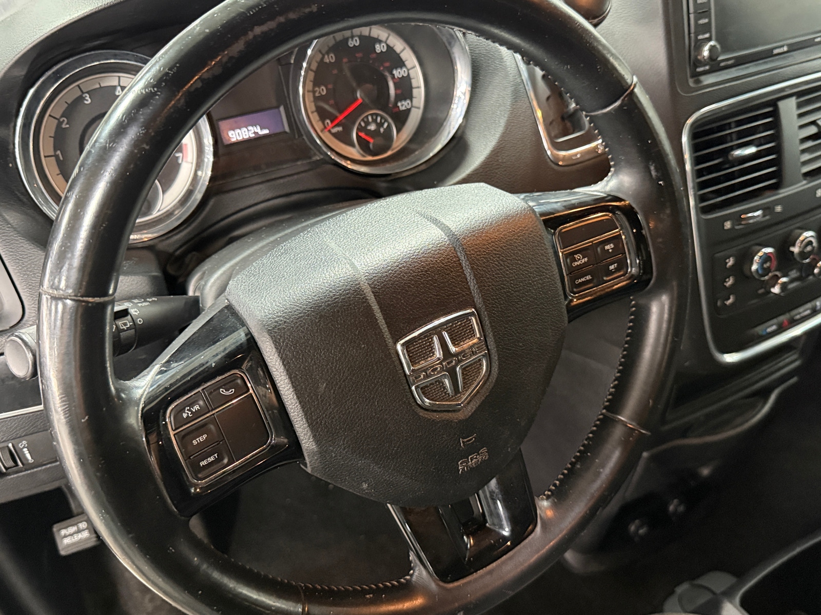 Thumbnail: 2019 Dodge Grand Caravan - 5