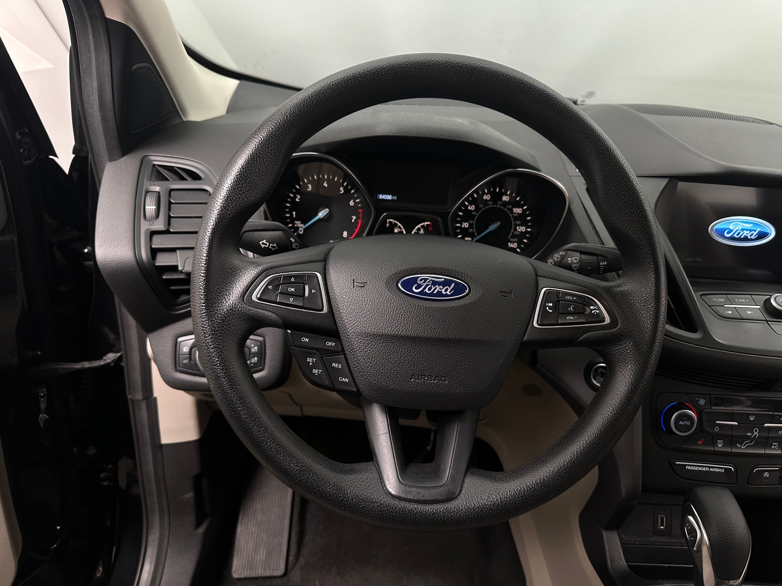 Thumbnail: 2019 Ford Escape - 5