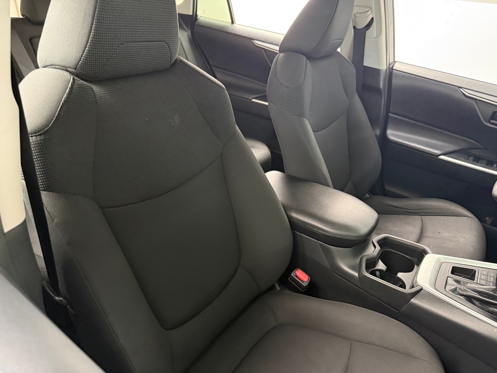 Thumbnail: 2019 Toyota RAV4 - 2