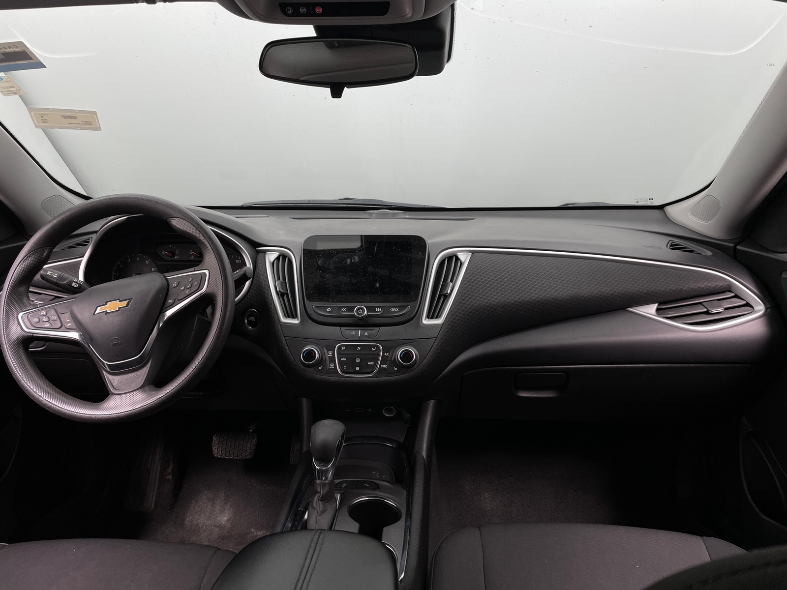 Thumbnail: 2024 Chevrolet Malibu - 3