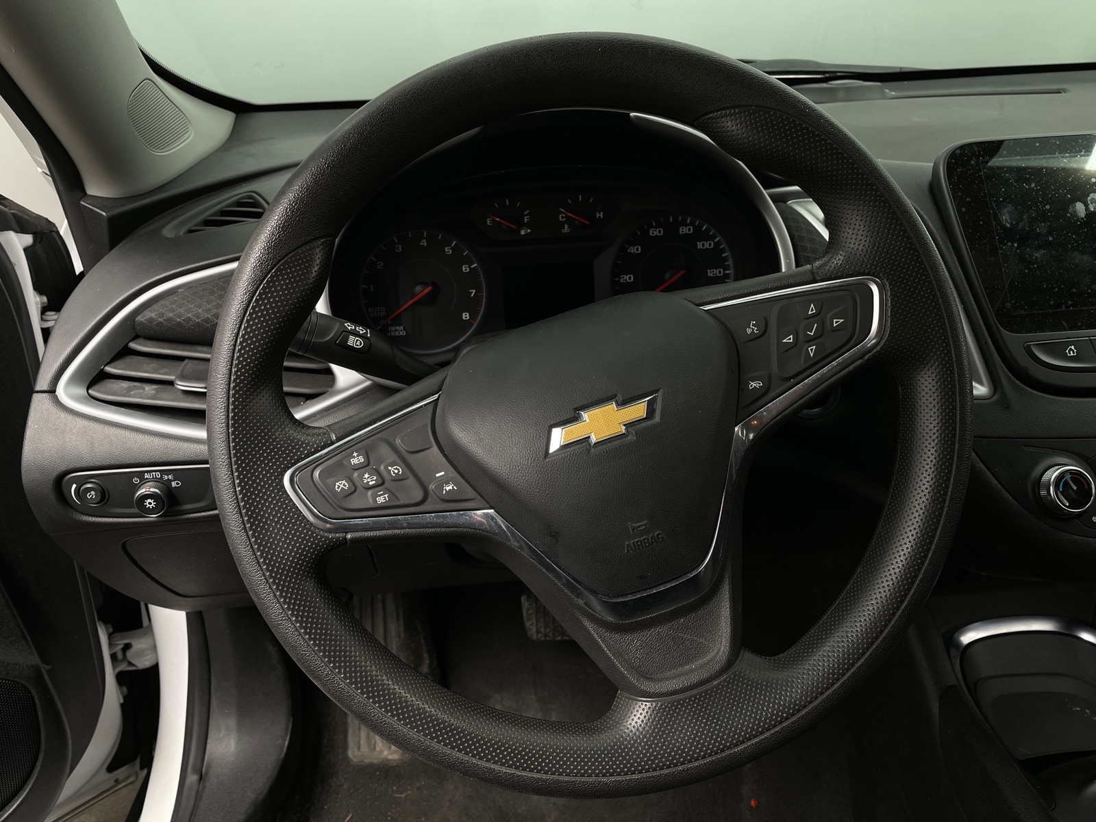 Thumbnail: 2024 Chevrolet Malibu - 5