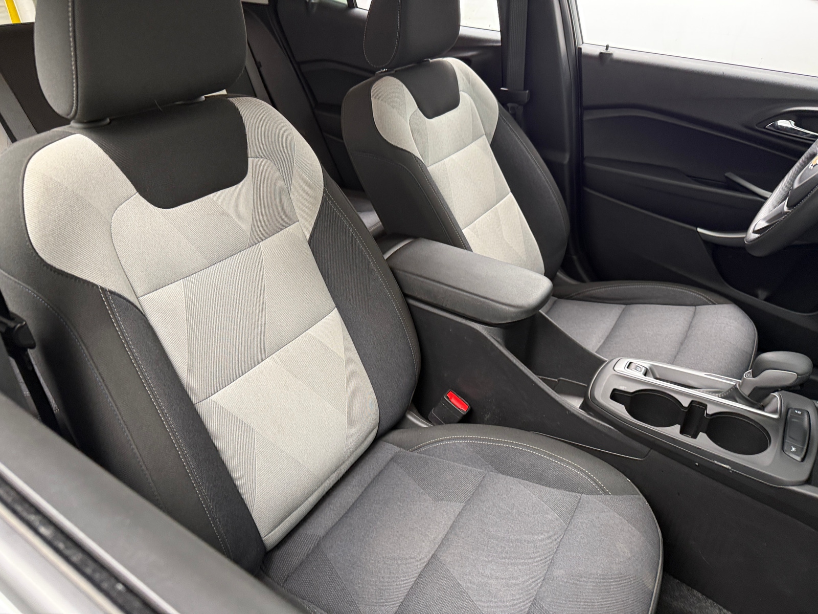 Thumbnail: 2024 Chevrolet Trax - 2