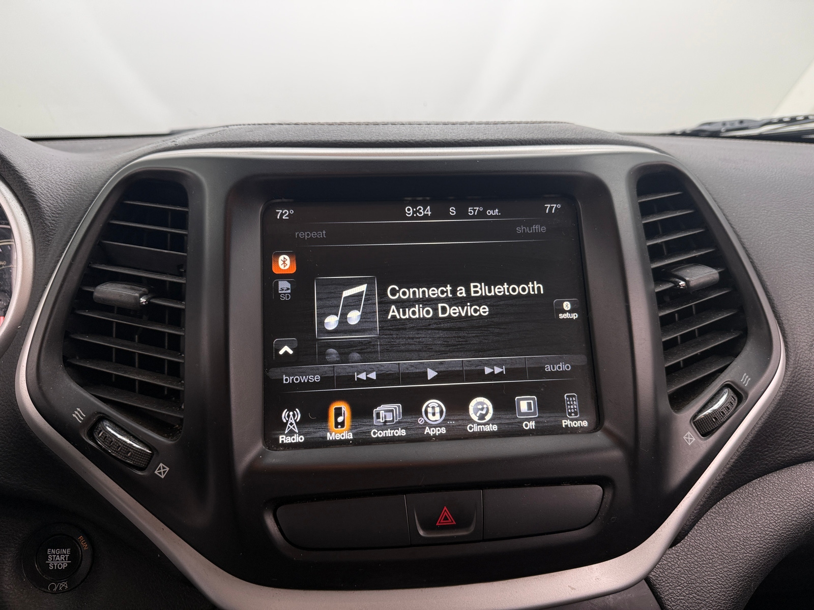 Thumbnail: 2018 Jeep Cherokee - 4