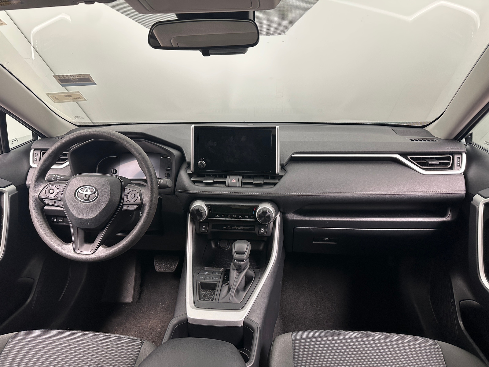 Thumbnail: 2025 Toyota RAV4 - 3