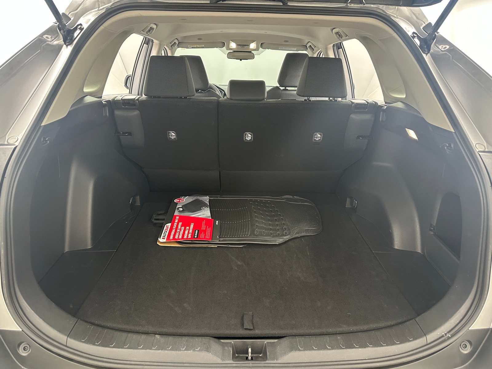 Thumbnail: 2025 Toyota RAV4 - 7