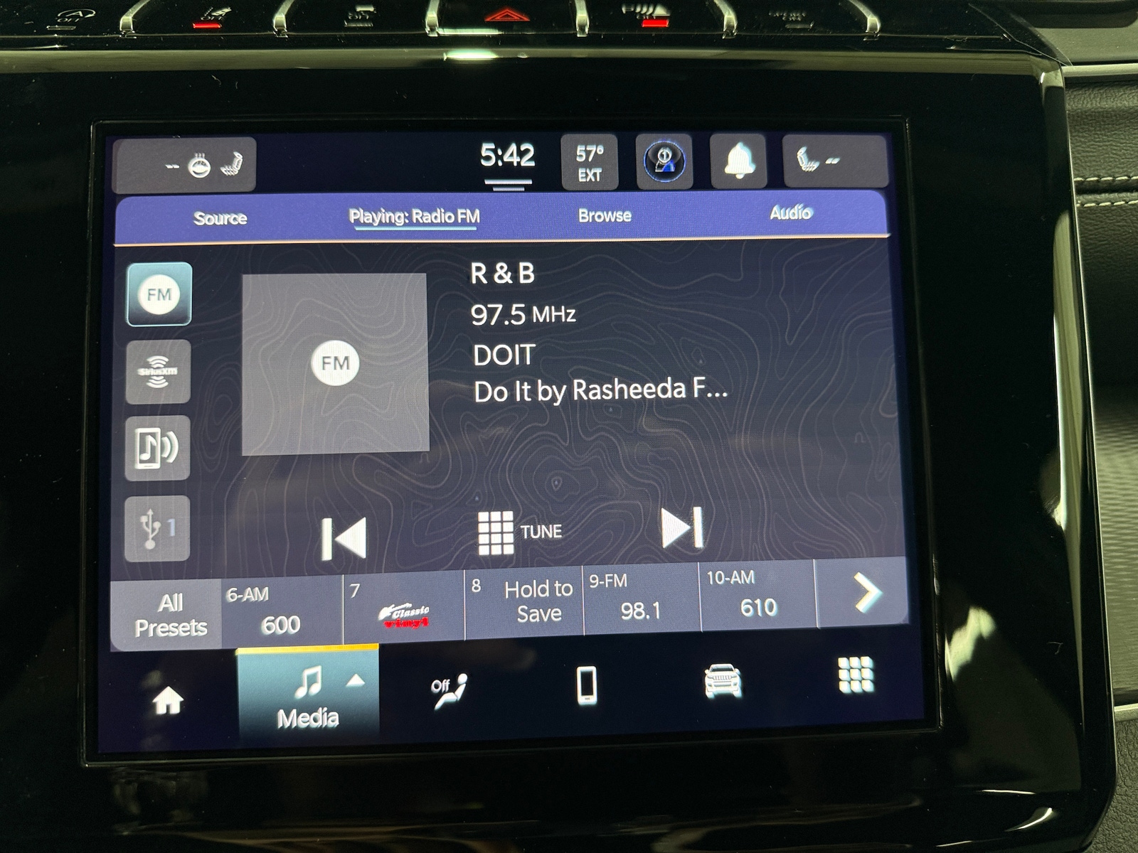 Thumbnail: 2026 Jeep Grand Cherokee - 4