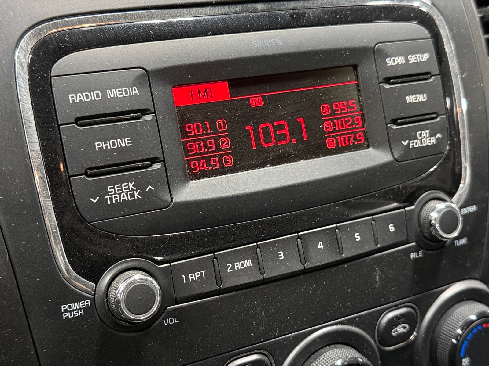 Thumbnail: 2017 Kia Forte - 4