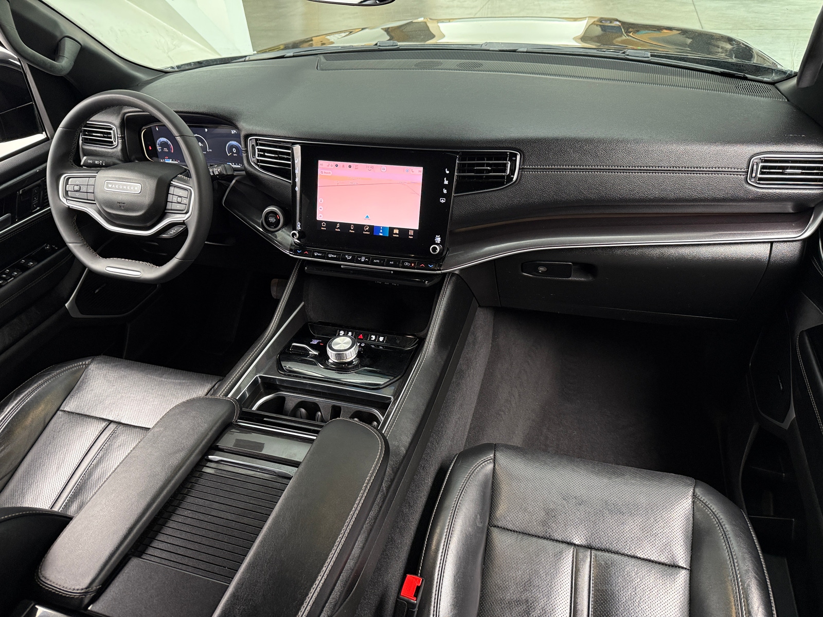 Thumbnail: 2023 Jeep Wagoneer - 2