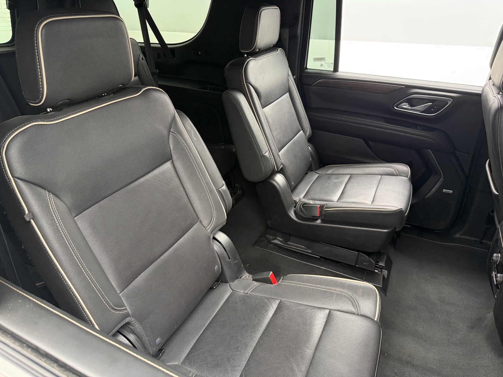 Thumbnail: 2023 Chevrolet Suburban - 5