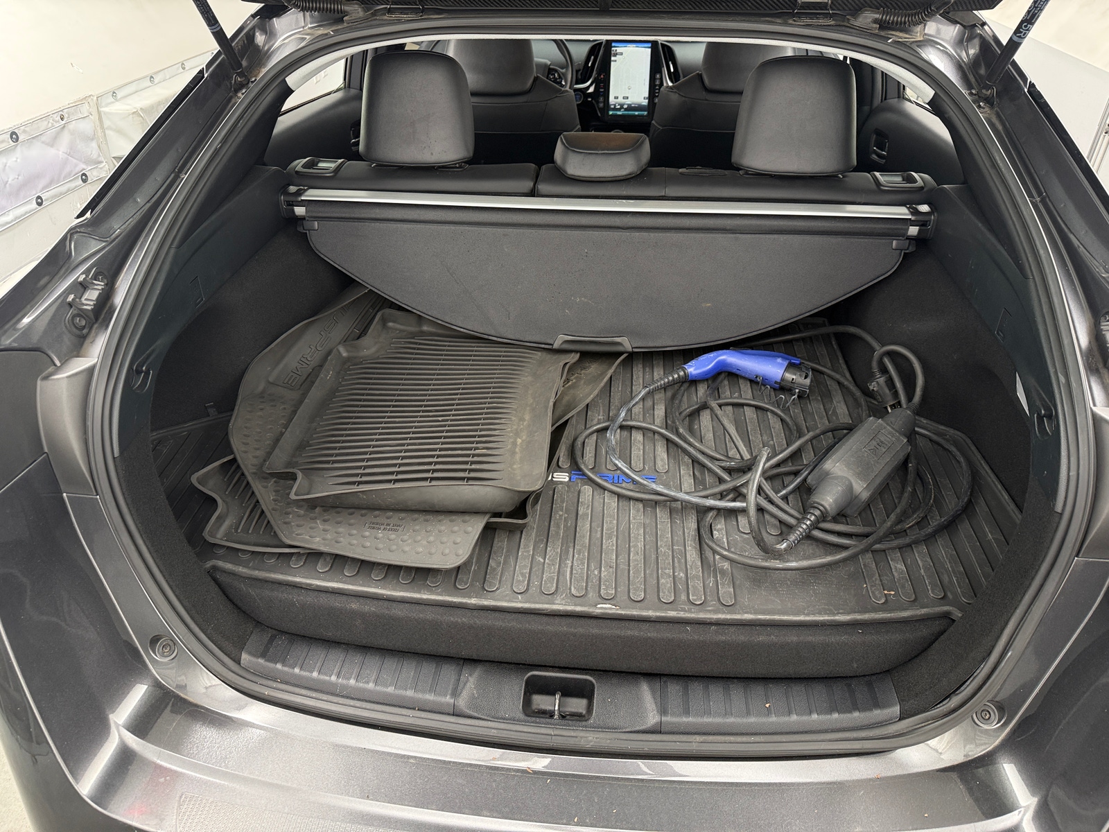 Thumbnail: 2022 Toyota Prius Prime - 6