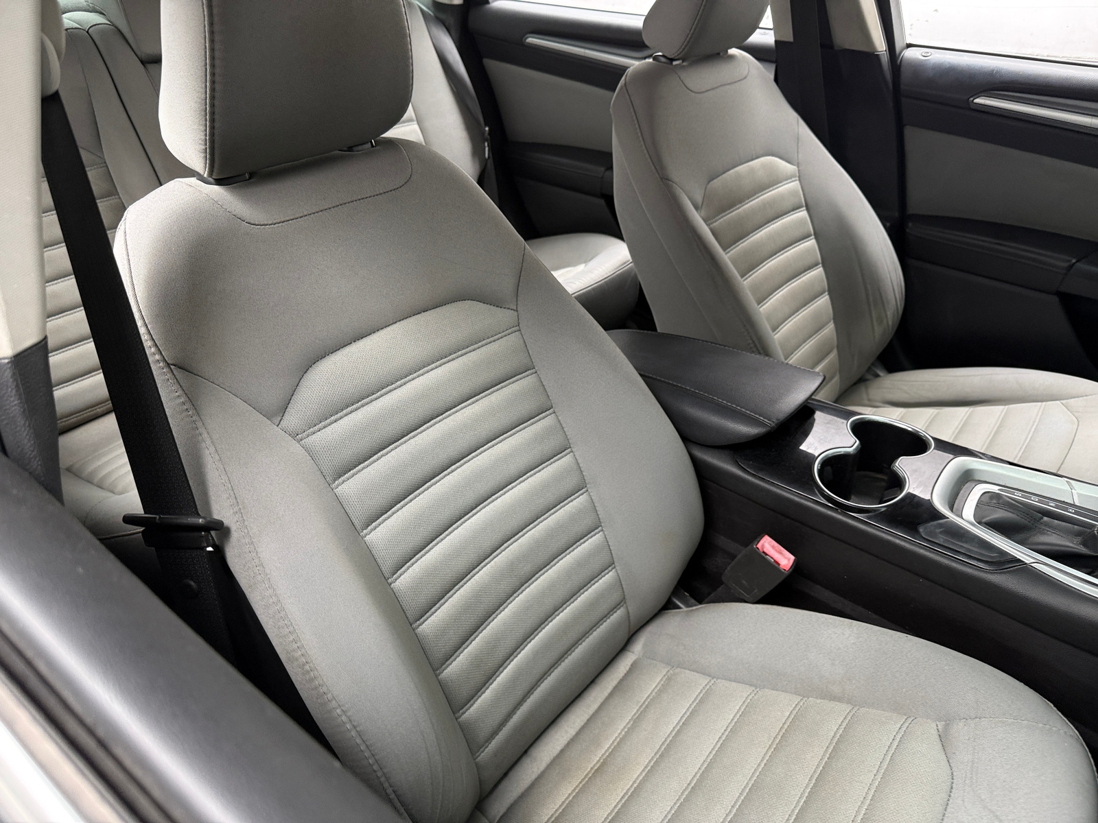 Thumbnail: 2015 Ford Fusion - 2