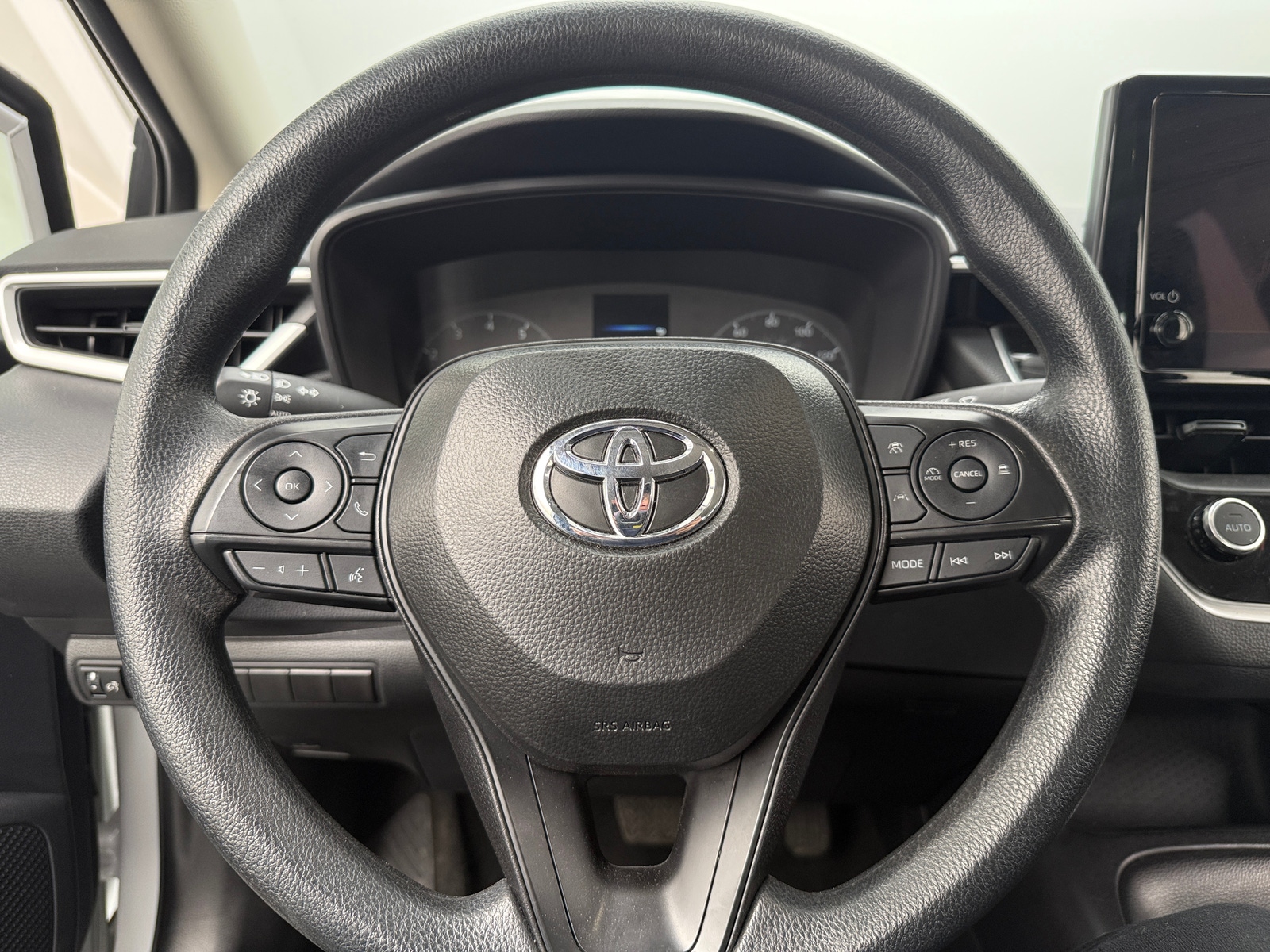 Thumbnail: 2025 Toyota Corolla - 5