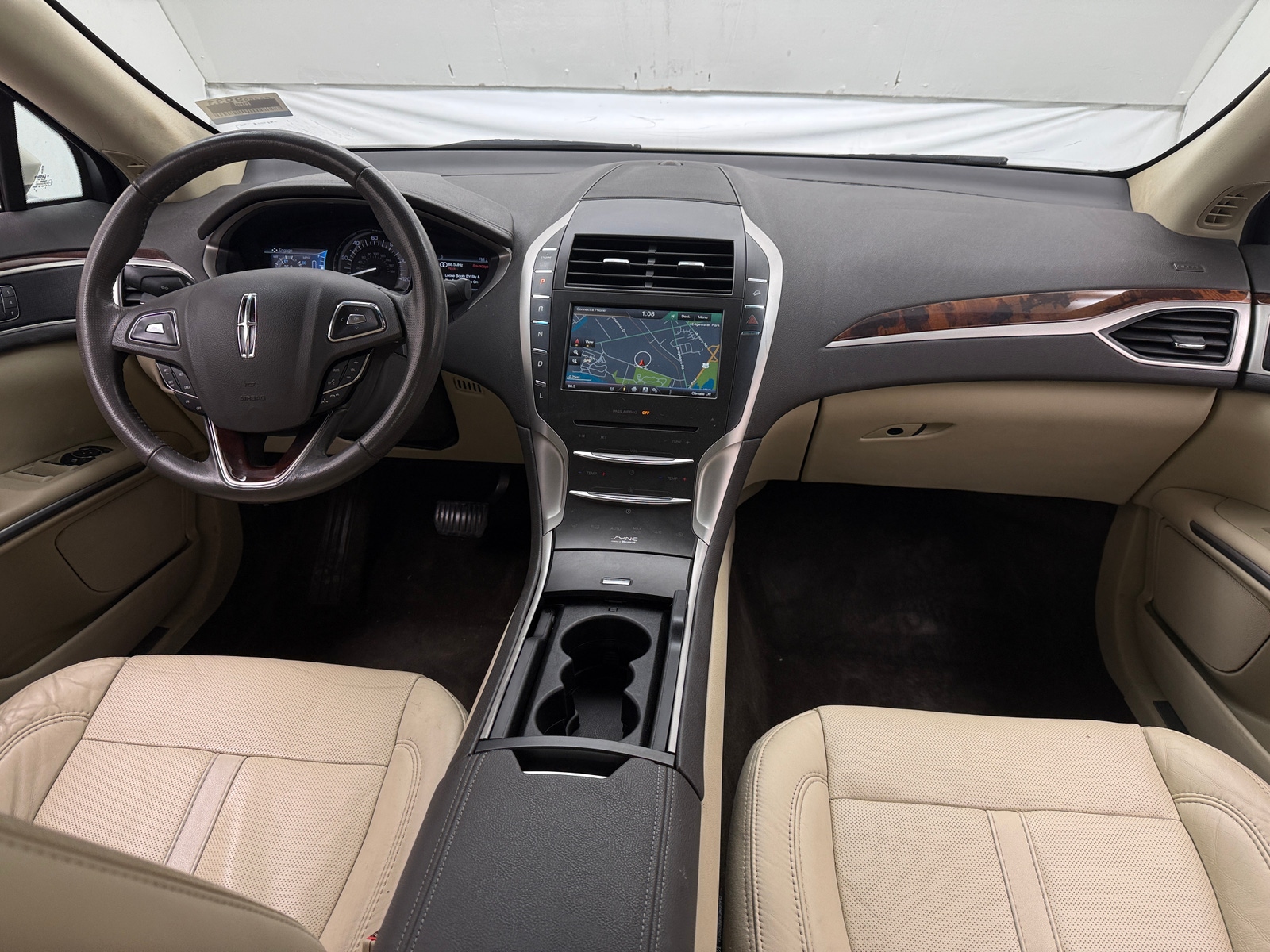 Thumbnail: 2014 Lincoln MKZ - 2