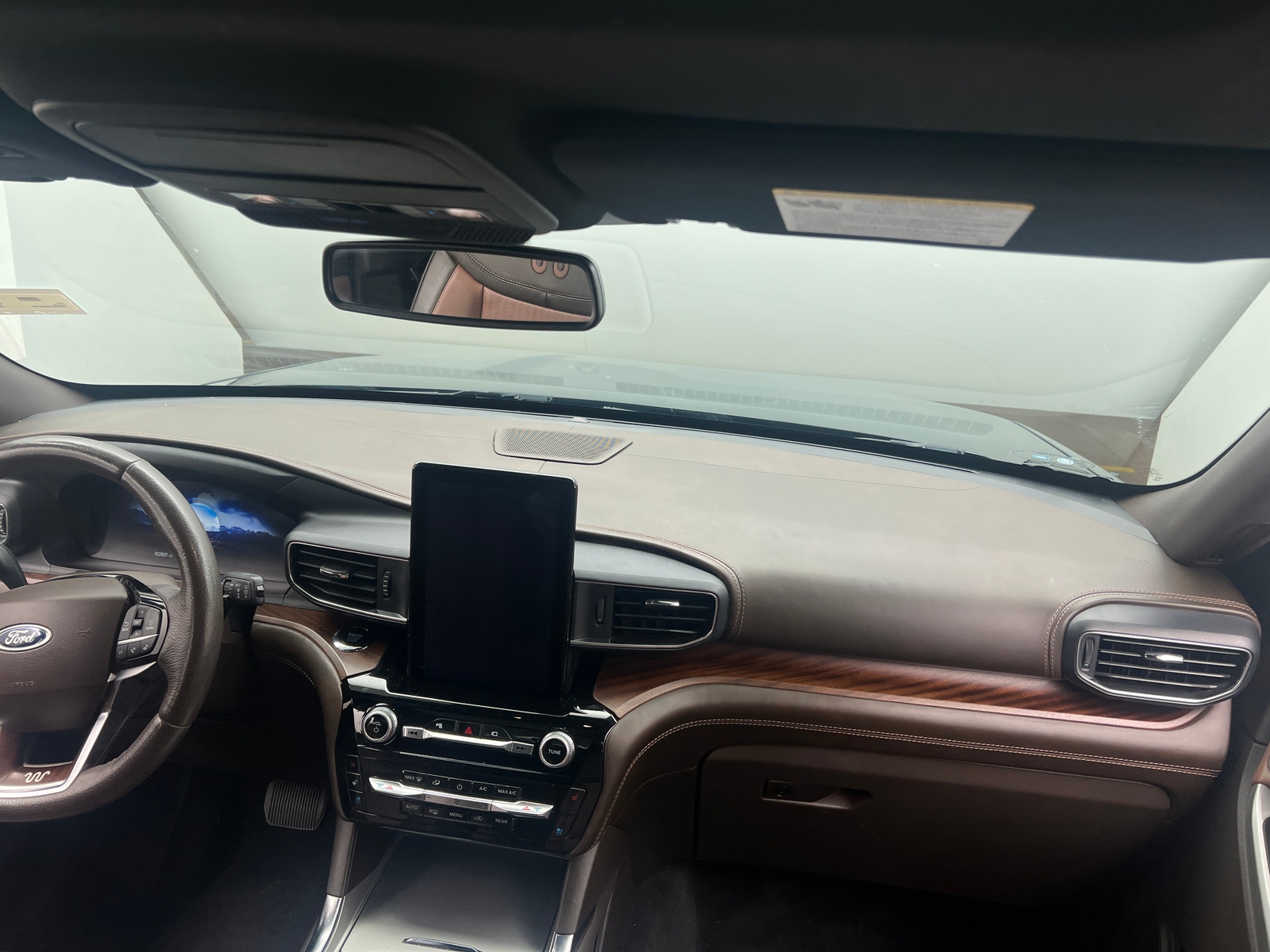 Thumbnail: 2022 Ford Explorer - 2