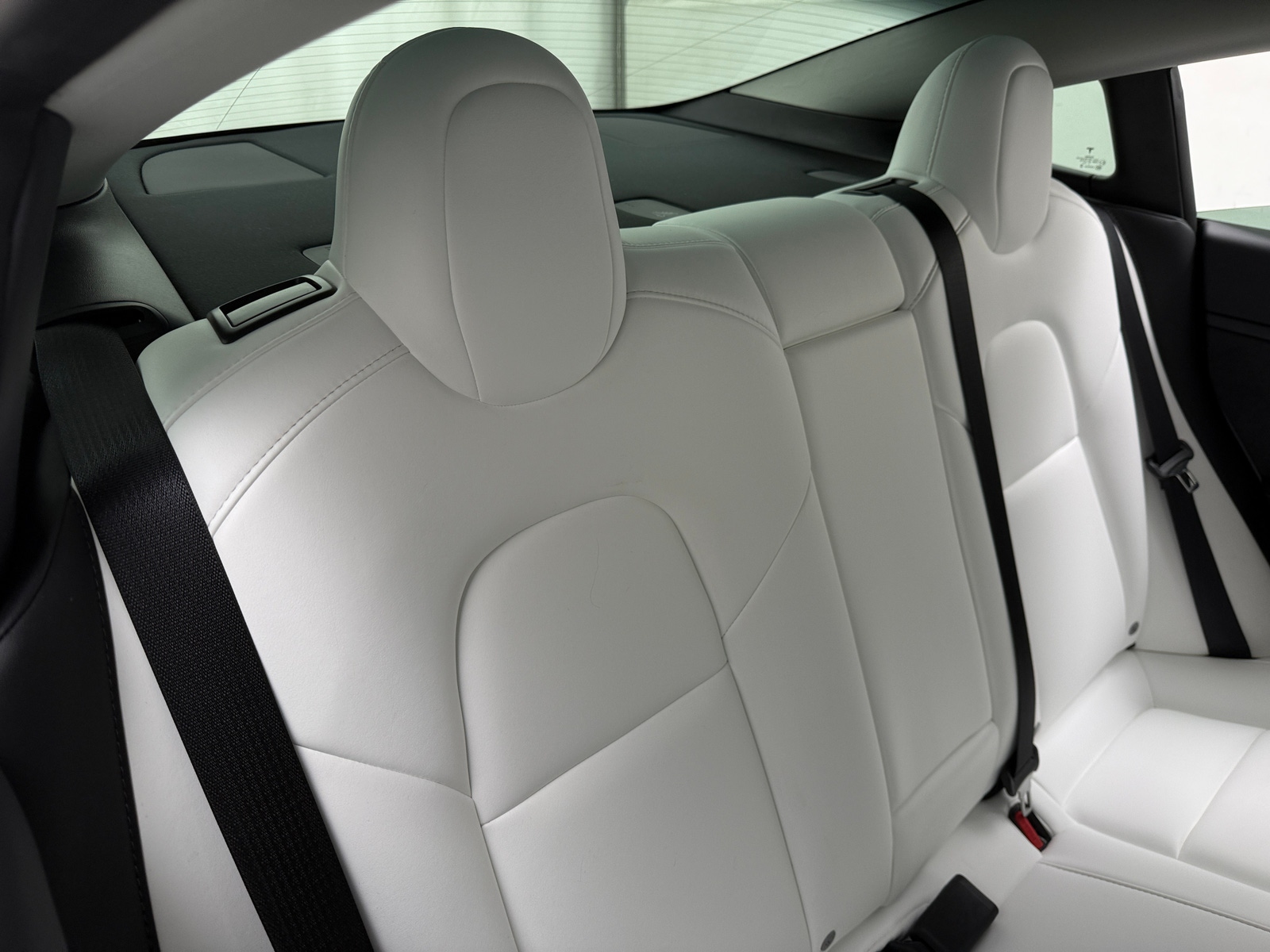 Thumbnail: 2022 Tesla Model 3 - 5