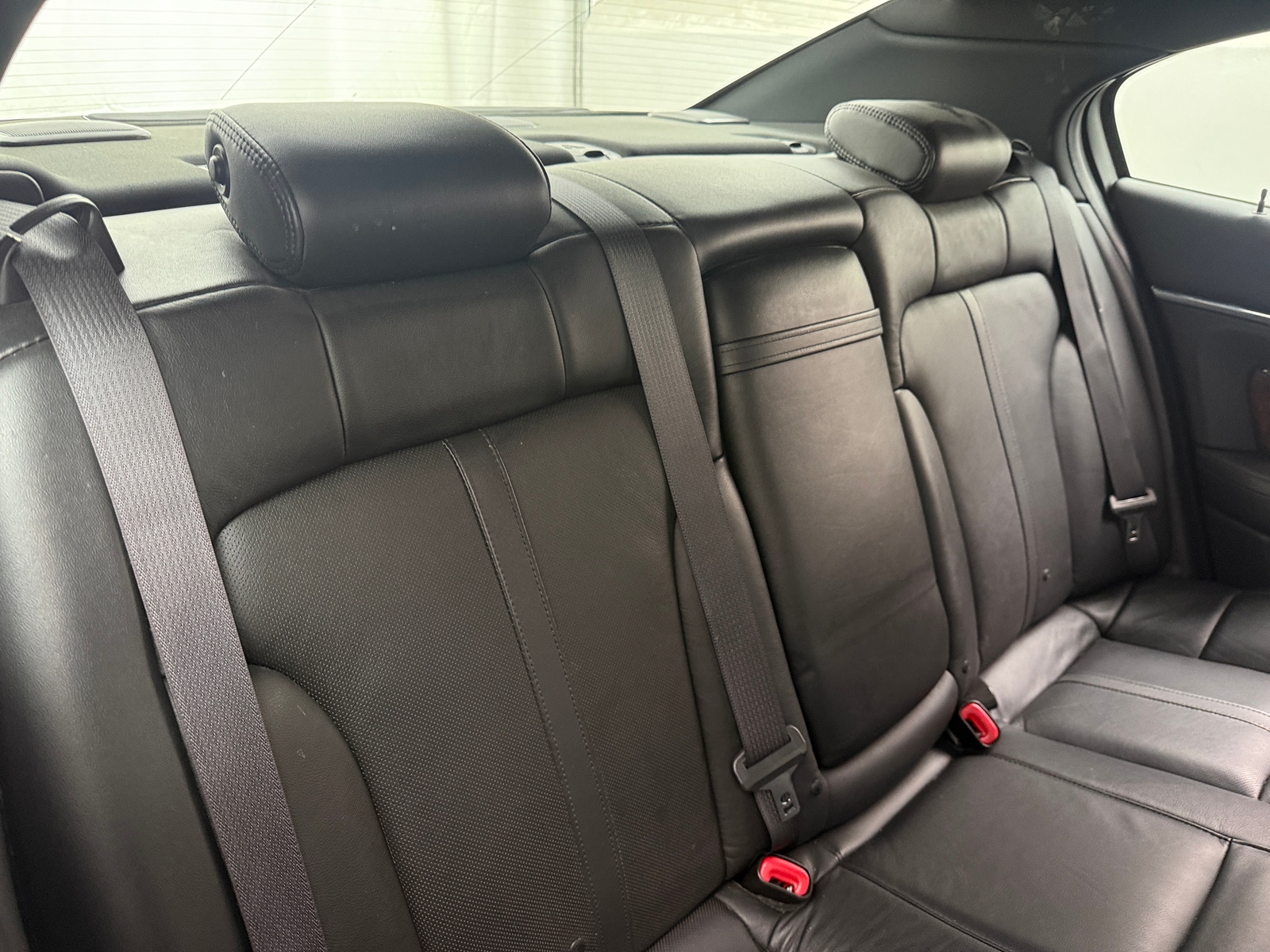 Thumbnail: 2015 Lincoln MKS - 5