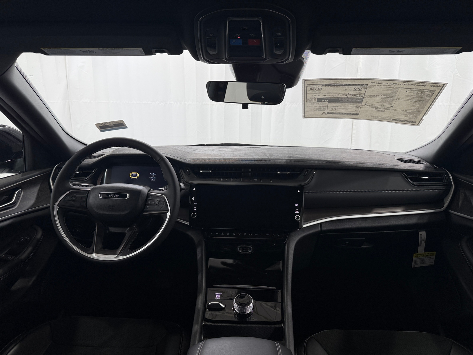 Thumbnail: 2026 Jeep Grand Cherokee L - 3