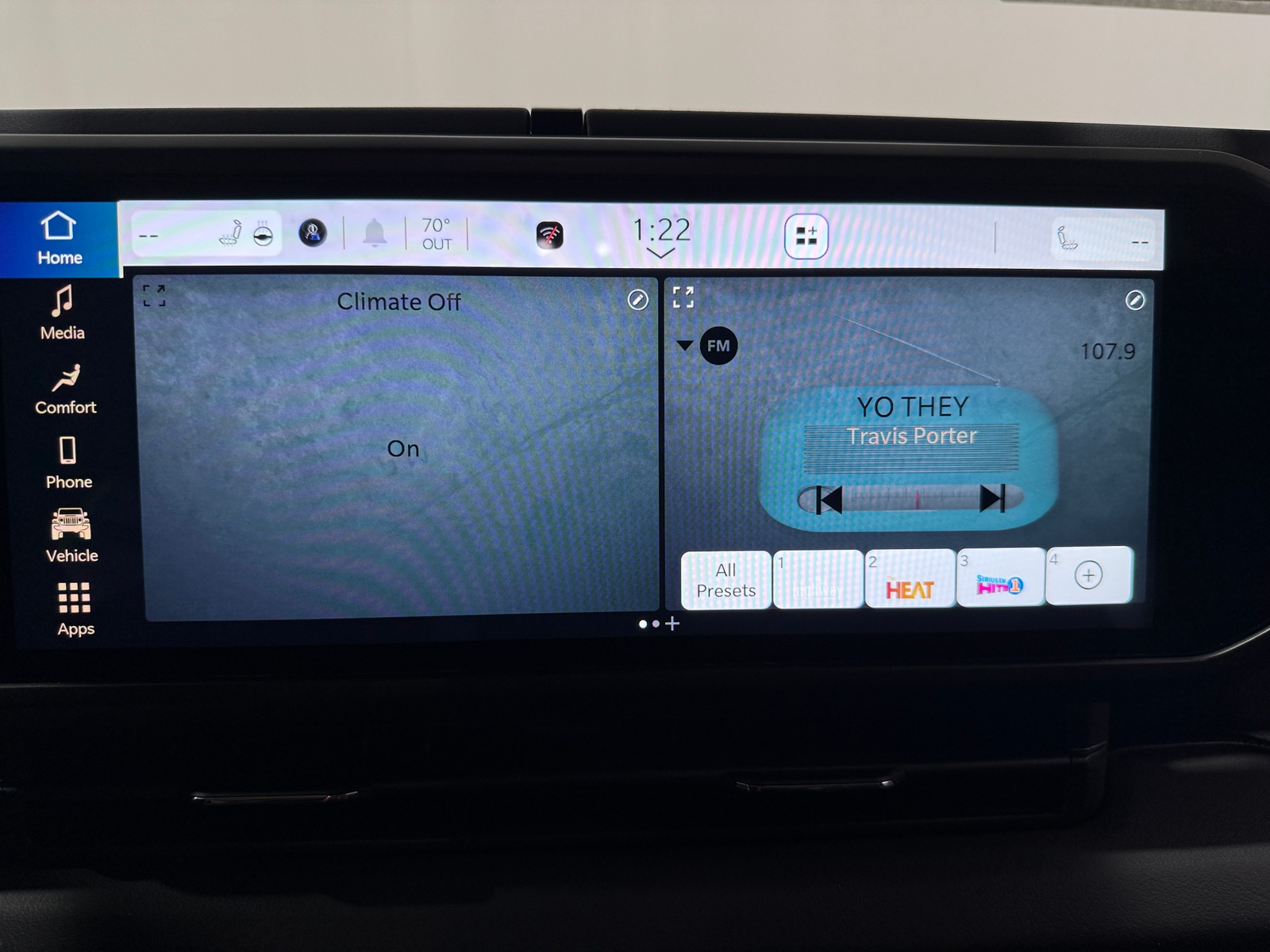 Thumbnail: 2026 Jeep Gladiator - 4