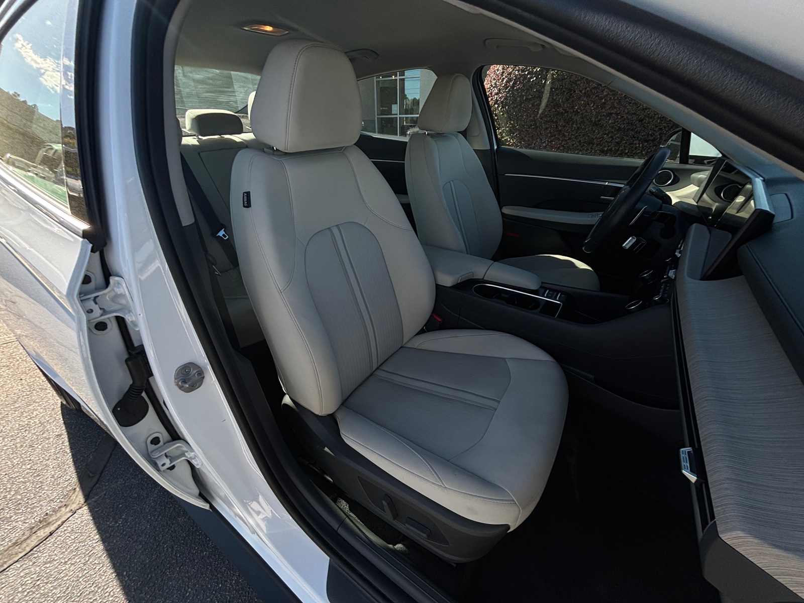 Thumbnail: 2025 Hyundai Sonata - 2