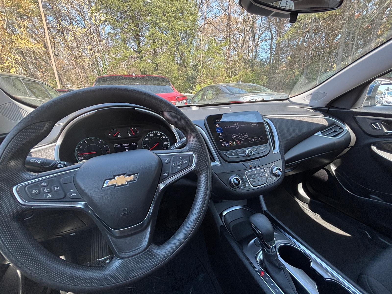 Thumbnail: 2024 Chevrolet Malibu - 3