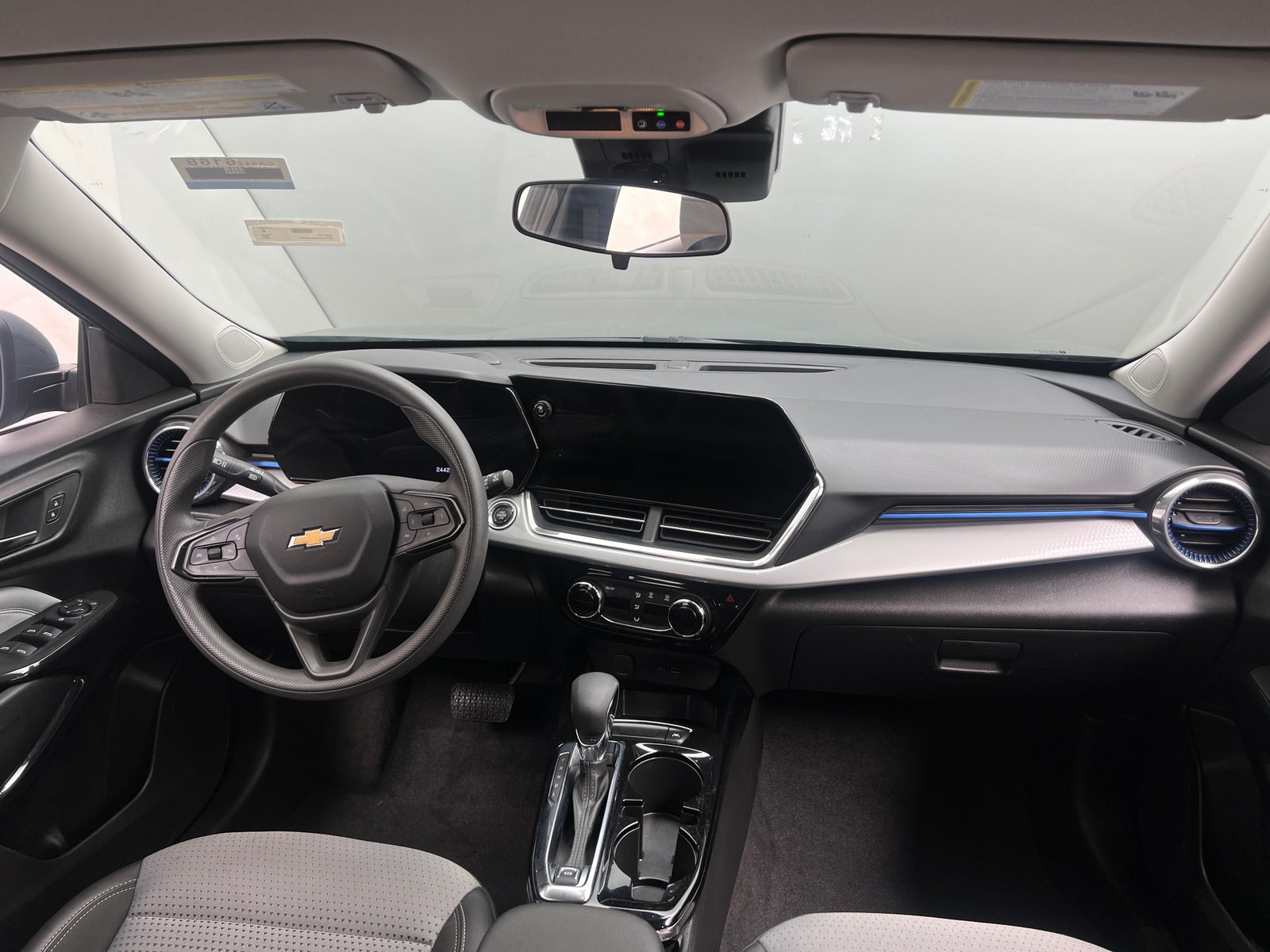 Thumbnail: 2025 Chevrolet Trax - 3