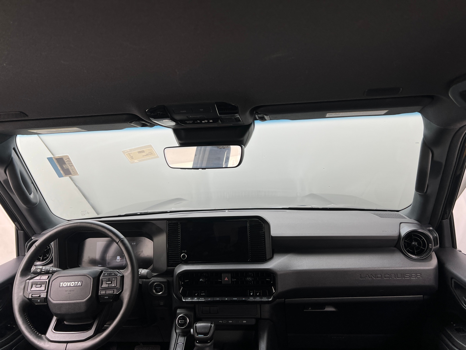 Thumbnail: 2025 Toyota Land Cruiser - 3