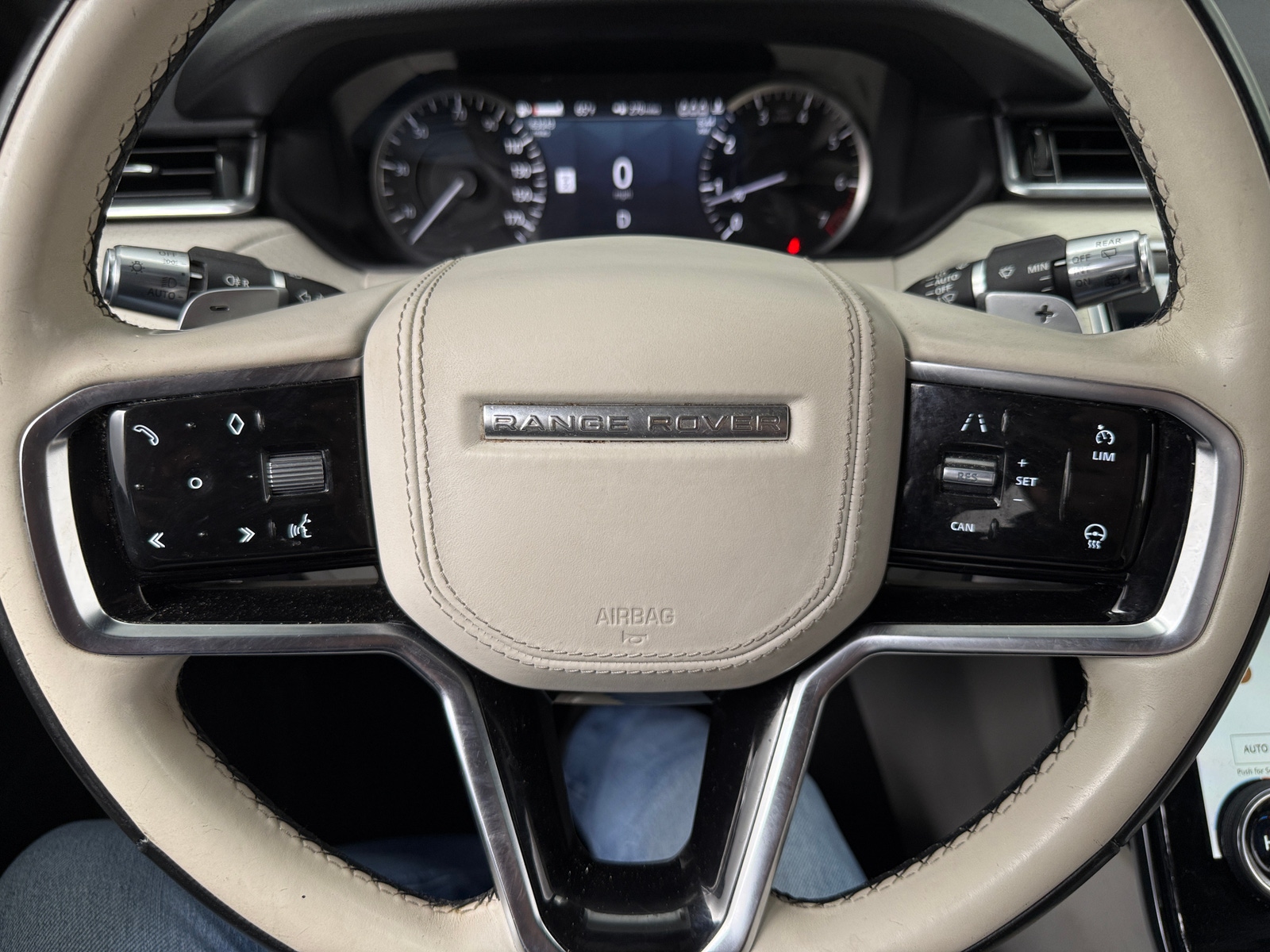 Thumbnail: 2021 Land Rover Range Rover Velar - 4